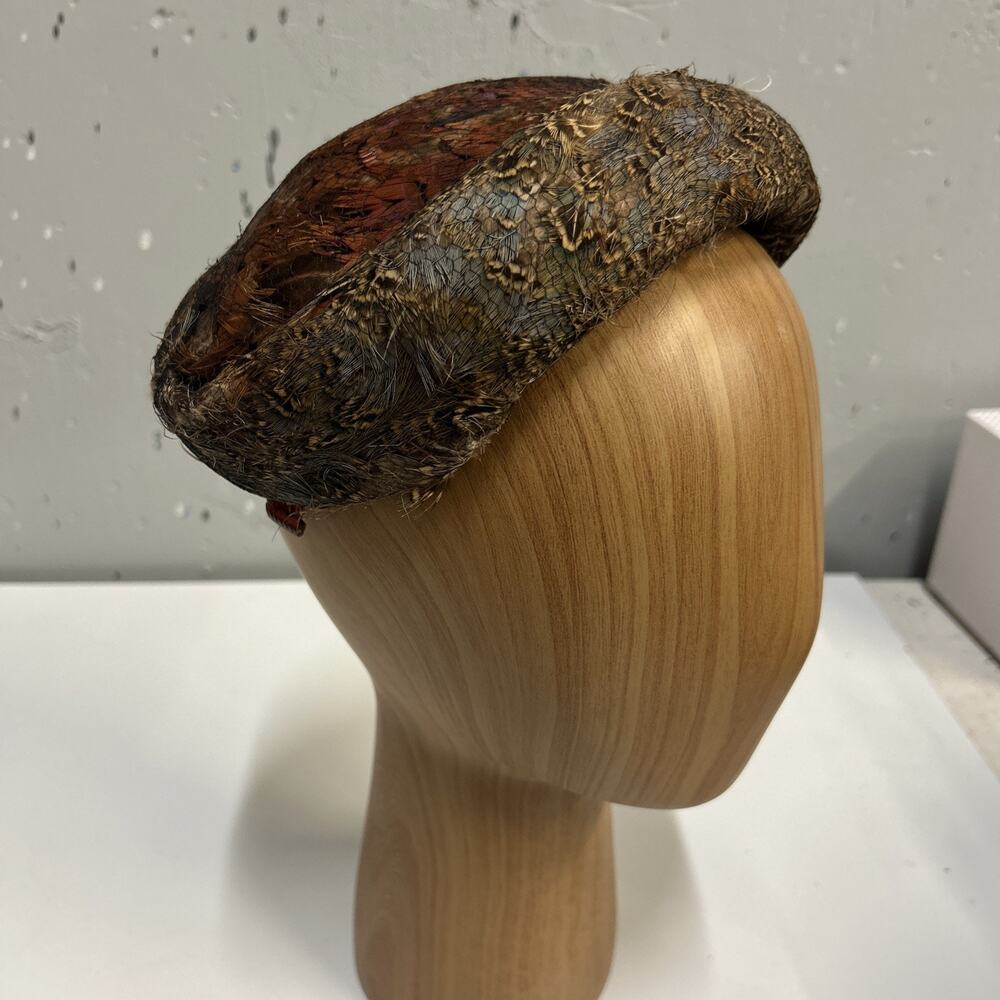Women’s Feather Facinator Hat
